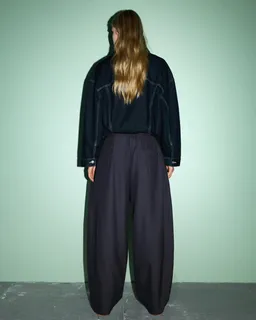 Pantalón jogger barrel de Bershka en Pantalones para argentina