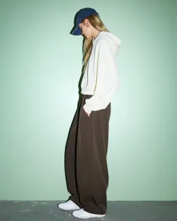Pantalón jogger barrel de Bershka en Pantalones para argentina