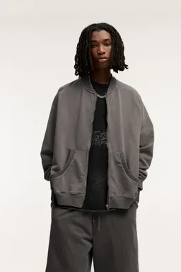 Buzo cremallera bomber de Pull&Bear en Buzos y Sweaters para argentina
