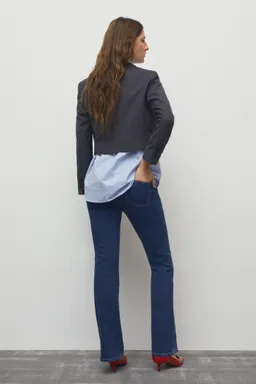 Jeans flare premamá de Mango en Pantalones para argentina