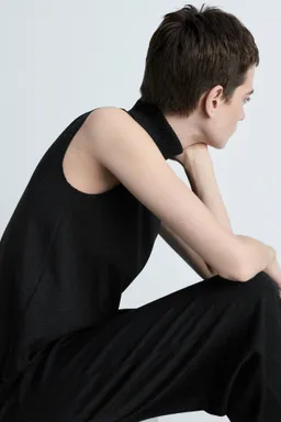 Top punto cuello alto de Mango en Tops para argentina