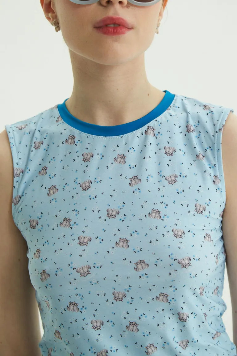 Remera sin mangas con estampado de gatitos para mujer de Las Pepas en Remeras para argentina