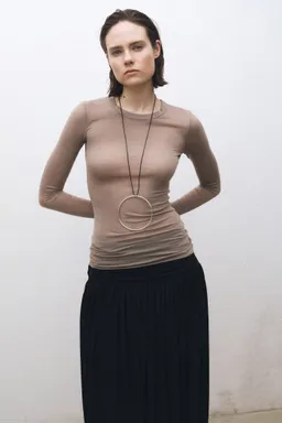 Camiseta lana manga larga de Mango en Buzos y Sweaters para argentina