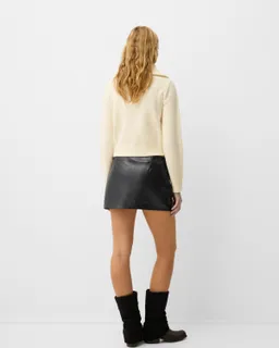 Mini falda efecto cuero de Bershka en Faldas para argentina