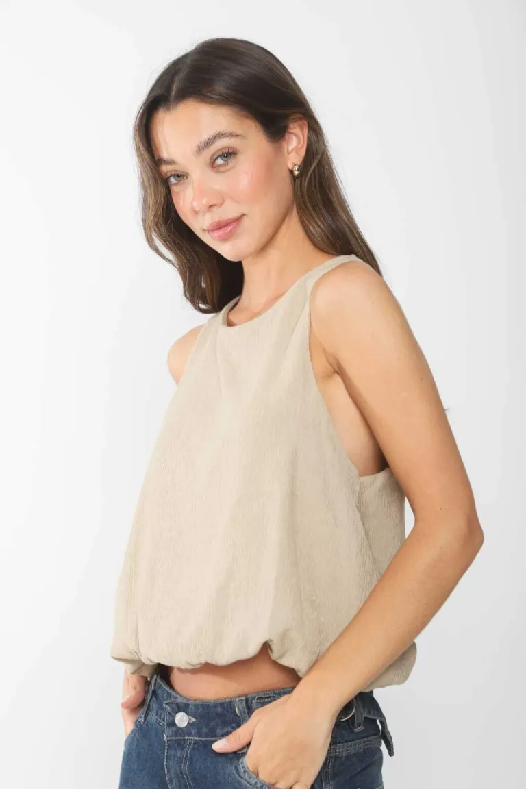 Blusa de seda arrugada con diseño globo y cierre trasero de Belle en Blusas para argentina