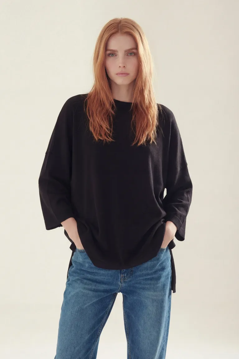 Sweater holgado con cuello redondo y mangas tres cuartos para mujer de Akiabara en Buzos y Sweaters para argentina