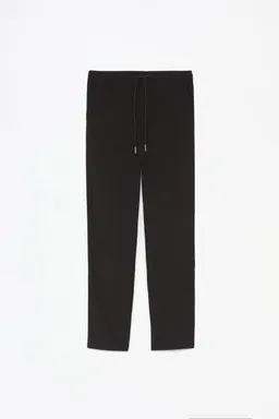 Pantalón jogger sastrería de Lefties en Pantalones para argentina