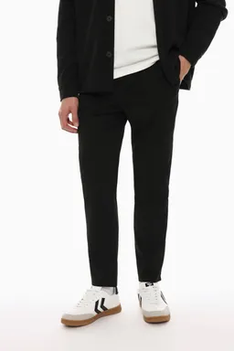 Pantalón jogger sastrería de Lefties en Pantalones para argentina