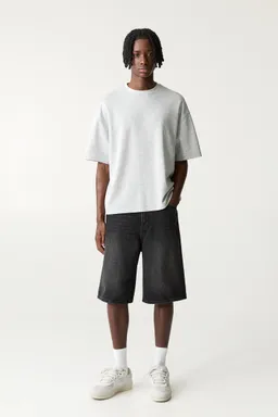 Bermuda denim skater de Pull&Bear en Bermudas y Shorts para argentina