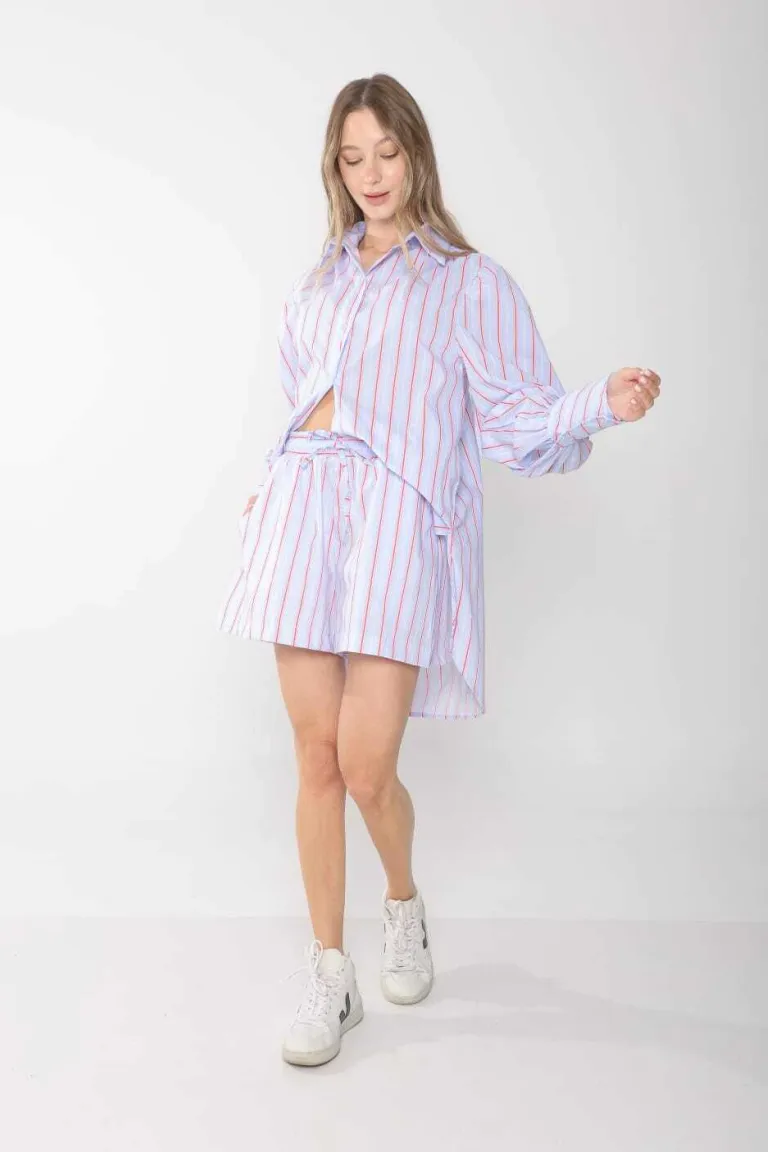 Camisa oversize manga larga con puños anchos y tajos laterales de Belle en Camisas para argentina