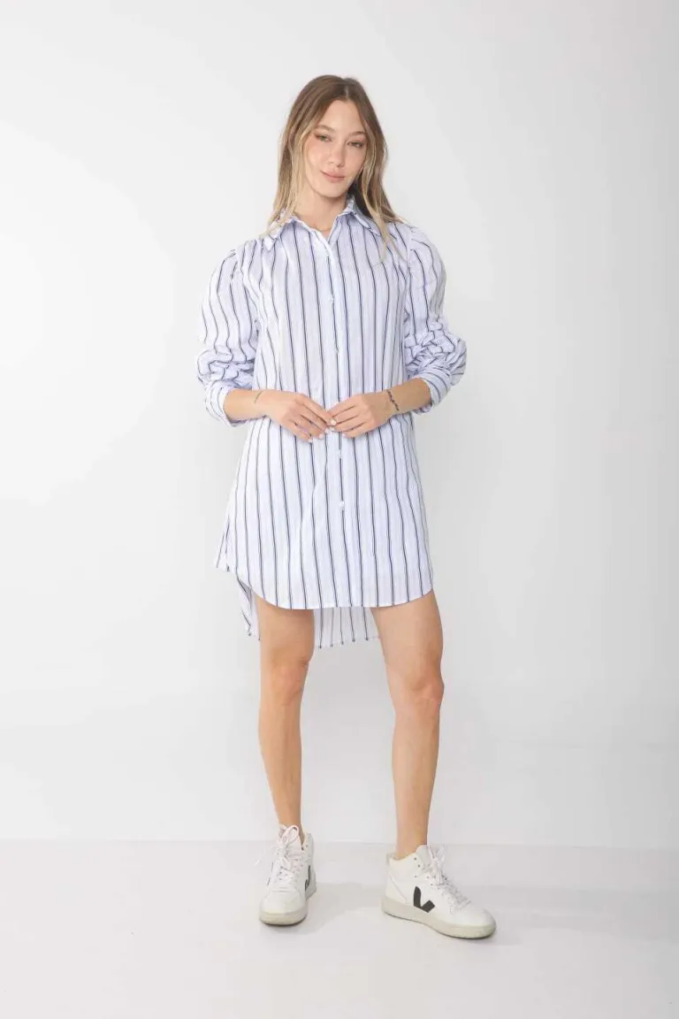 Camisa oversize manga larga con puños anchos y tajos laterales de Belle en Camisas para argentina