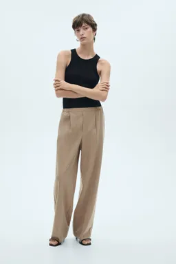 Pantalón traje cintura elástica de Mango en Pantalones para argentina