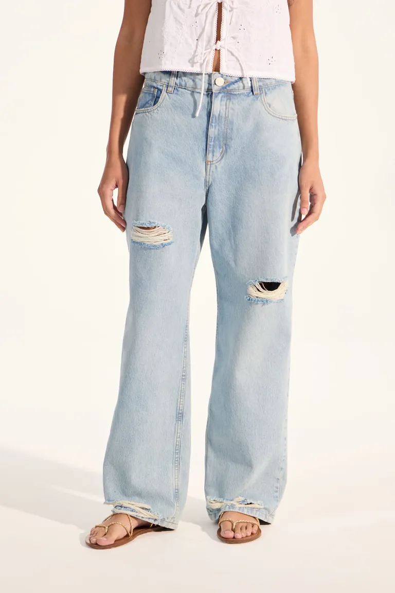 Pantalones rectos con detalles de roturas para un estilo desenfadado y contemporáneo de Portsaid en Pantalones para argentina