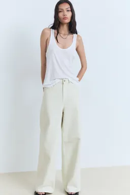 Jeans wideleg tiro medio de Mango en Pantalones para argentina