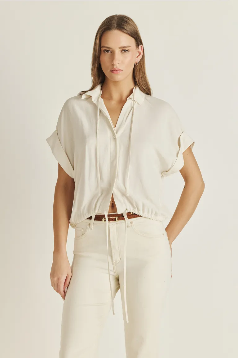 Camisa de lino con lazo ajustable y botones exclusivos de Tucci en Camisas para argentina