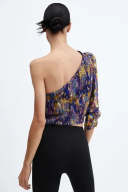 Blusa asimétrica estampada de Mango en Blusas para argentina