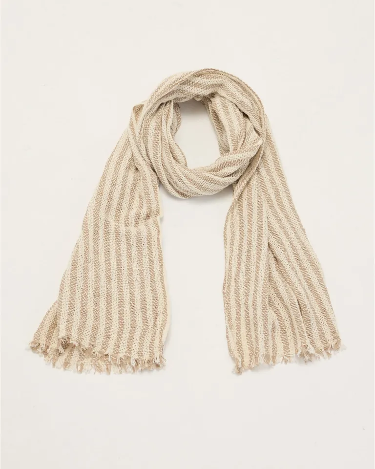 Pashmina tejida de diseño a rayas en tono beige, un accesorio de moda versátil y elegante de Blue Sheep en Bufandas y Pañuelos para argentina