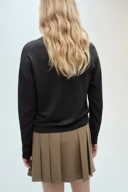 Cárdigan punto cuello pico de Mango en Buzos y Sweaters para argentina