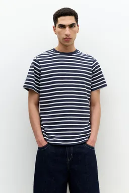 Remera rayada corte clásico de Pull&Bear en Remeras y Polos para argentina
