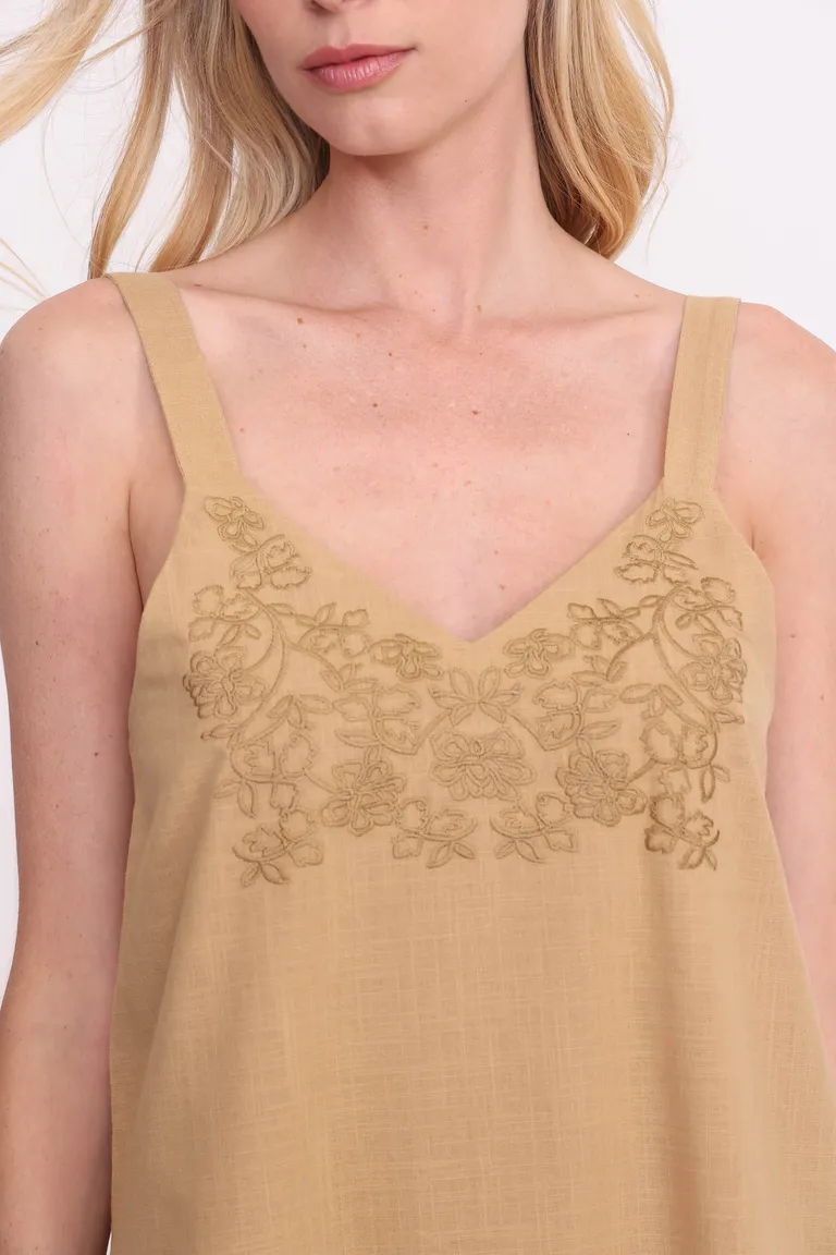 Vestido de Algodón con Bordados Artesanales para Mujer - Elegante y Fresco para el Verano de Yagmour en Vestidos para argentina