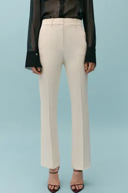 Pantalón recto tiro medio de Mango en Pantalones para argentina