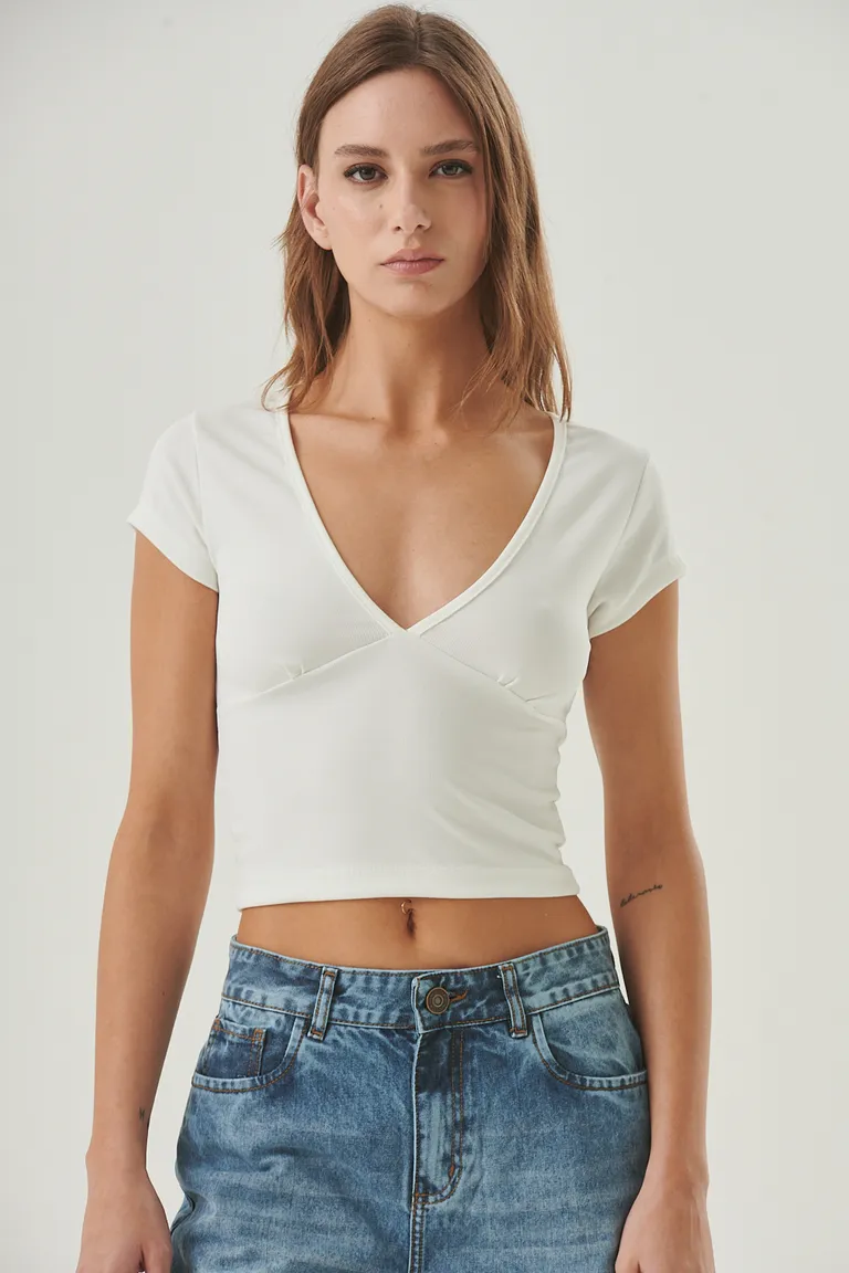 Top cruzado de escote en V en tela ribb elástica para mujer de Sweet en Tops para argentina