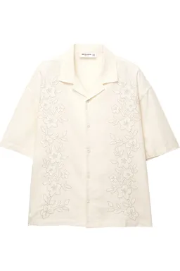 Camisa manga corta flores de Pull&Bear en Camisas para argentina