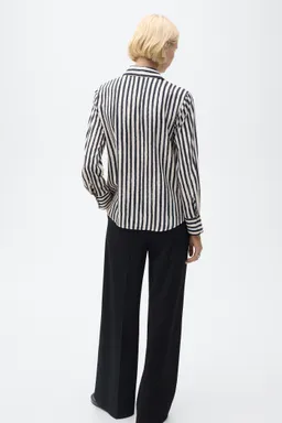 Camisa fluida rayas de Mango en Camisas para argentina