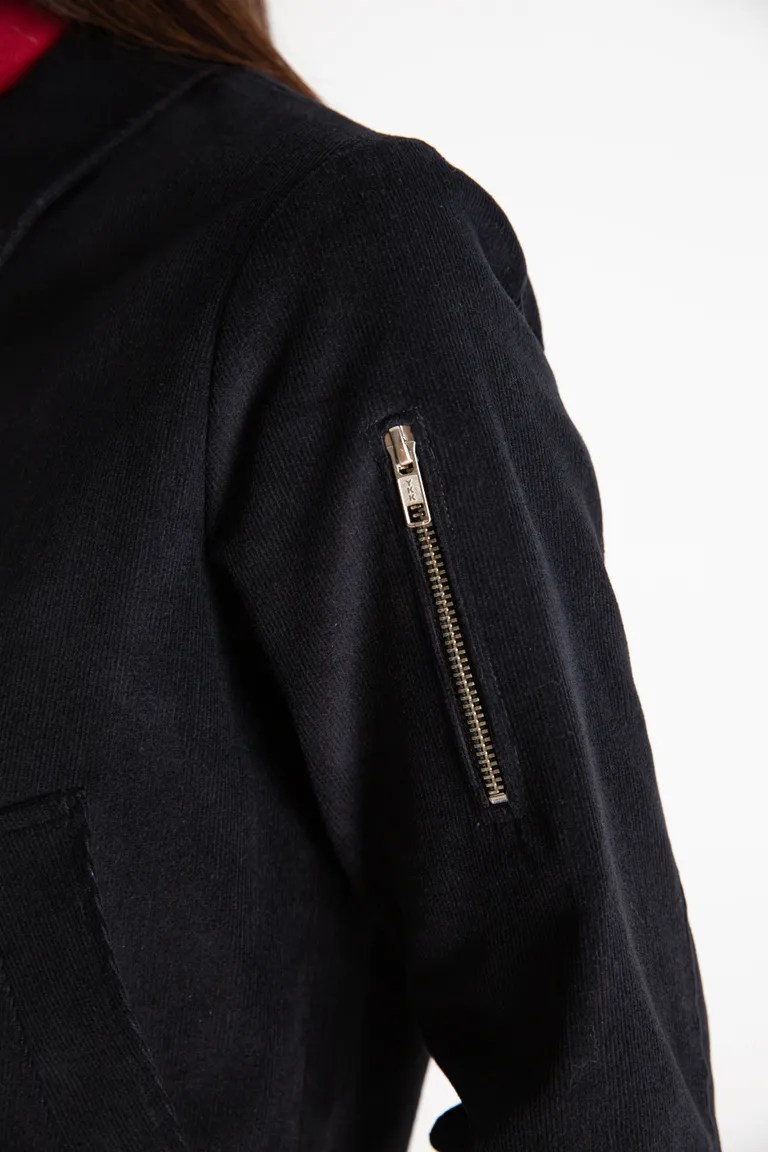 Chaqueta de corderoy negra con cierre metálico y bolsillo de la marca de Naíma en Chaquetas para argentina
