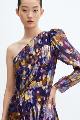 Vestido asimétrico estampado de Mango en Vestidos para argentina