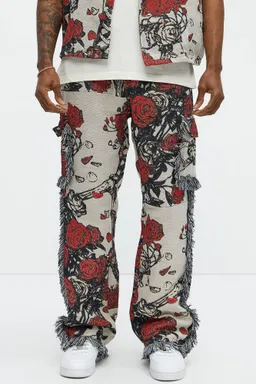 Pantalón cargo straight petals tapestry de Fashion Nova en Pantalones para argentina