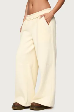 Kori pantalón deportivo oversized de Edikted en Pantalones para argentina