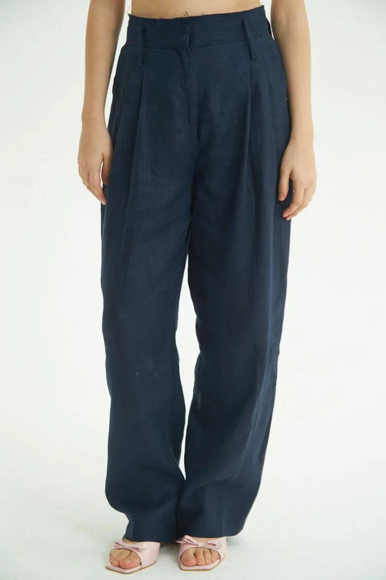 Pantalón de tiro alto y calce holgado en lino premium de Las Pepas en Pantalones para argentina