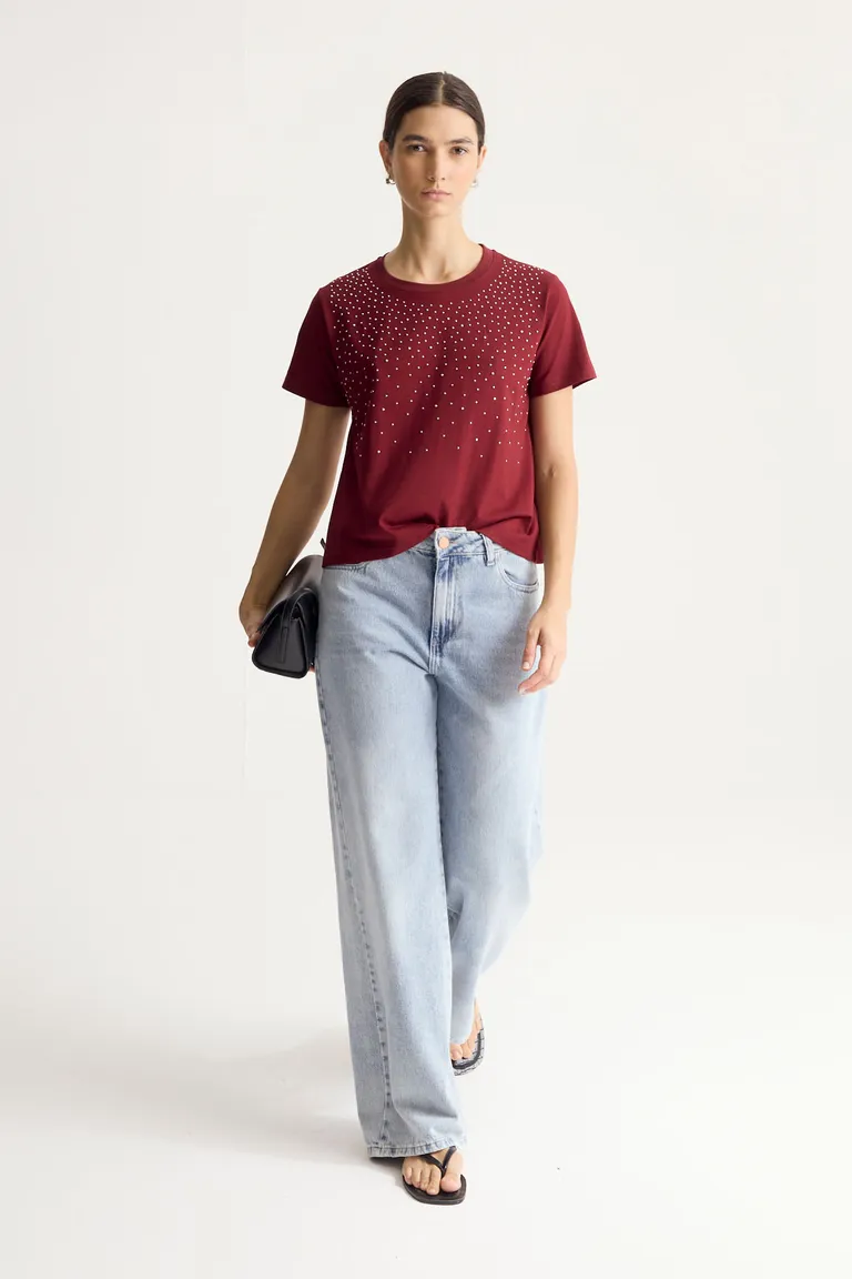 Remera con tachas metálicas de corte regular y manga corta de Portsaid en Remeras para argentina