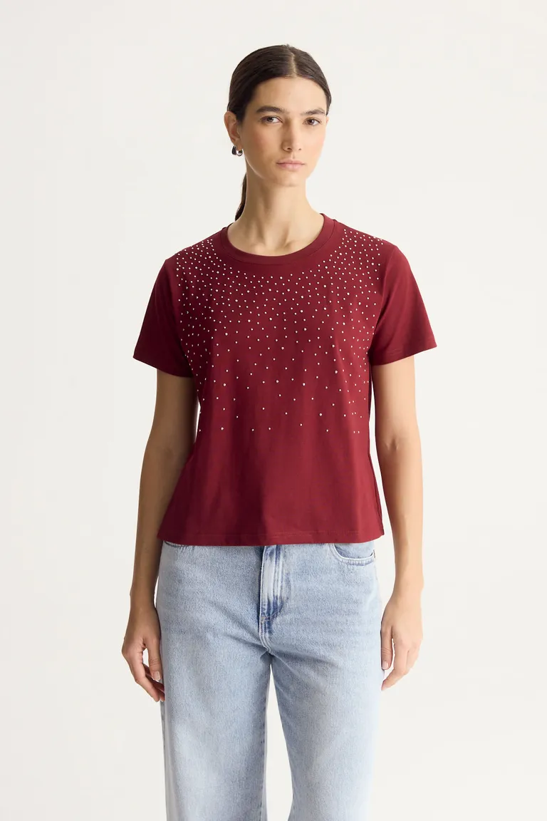 Remera con tachas metálicas de corte regular y manga corta de Portsaid en Remeras para argentina