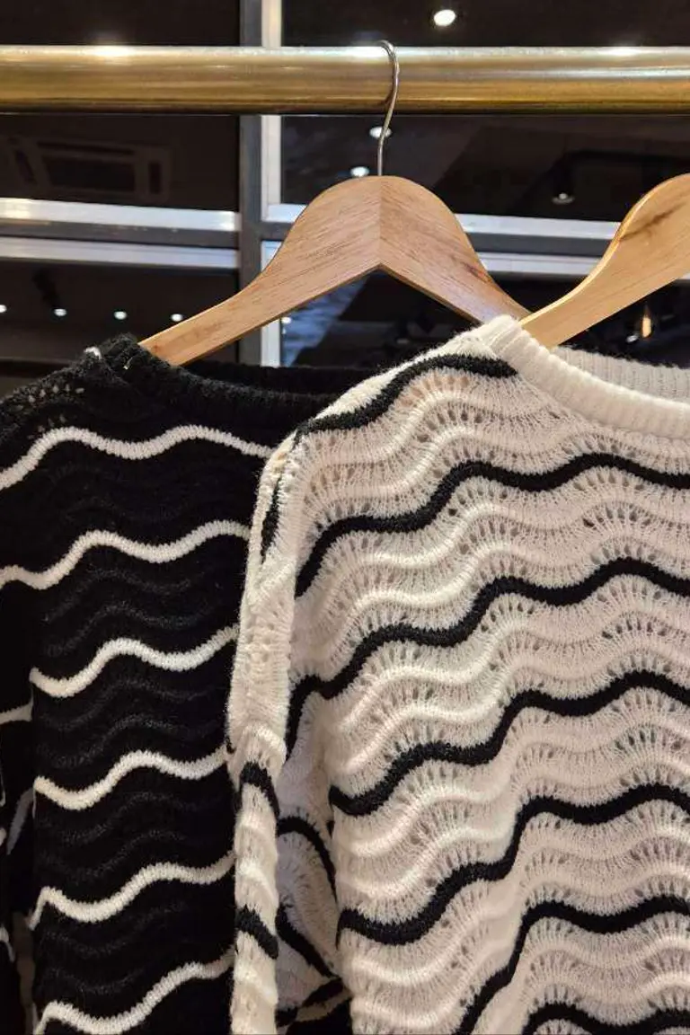 Sweater Frizz Ondulado de Hesed en Buzos y Sweaters para argentina