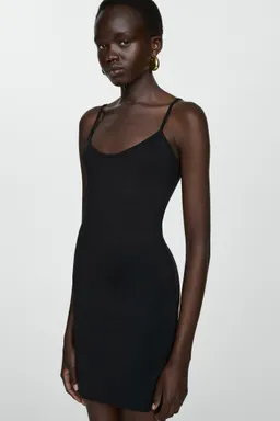 Vestido forro corto tirantes de Mango en Vestidos para argentina