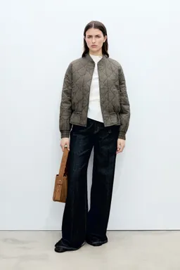 Campera bomber acolchada de Mango en Chaquetas para argentina