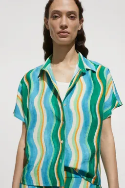 Camisa manga corta estampada de Mango en Camisas para argentina