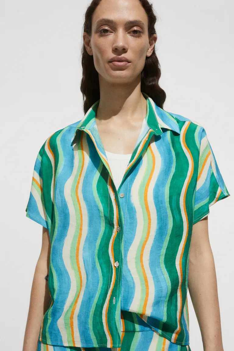 Camisa manga corta estampada de Mango en Camisas para argentina
