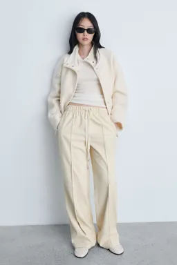 Top punto fino canalé de Mango en Tops para argentina
