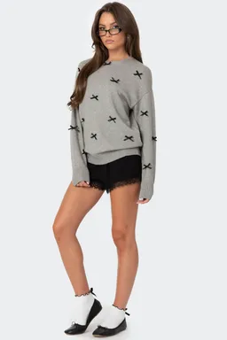 Sweater oversize con moño satén de Edikted en Buzos y Sweaters para argentina