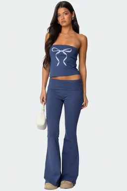 Leggings acampanados aiyana de Edikted en Pantalones para argentina