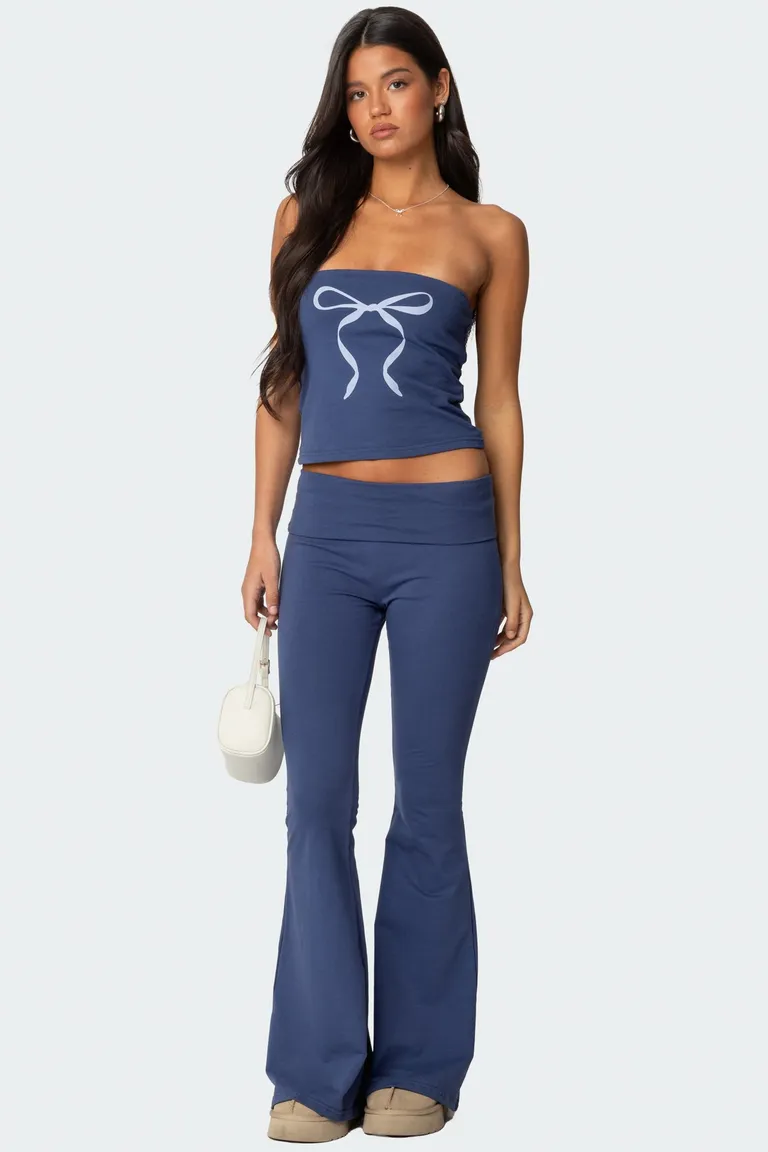Leggings acampanados aiyana de Edikted en Pantalones para argentina