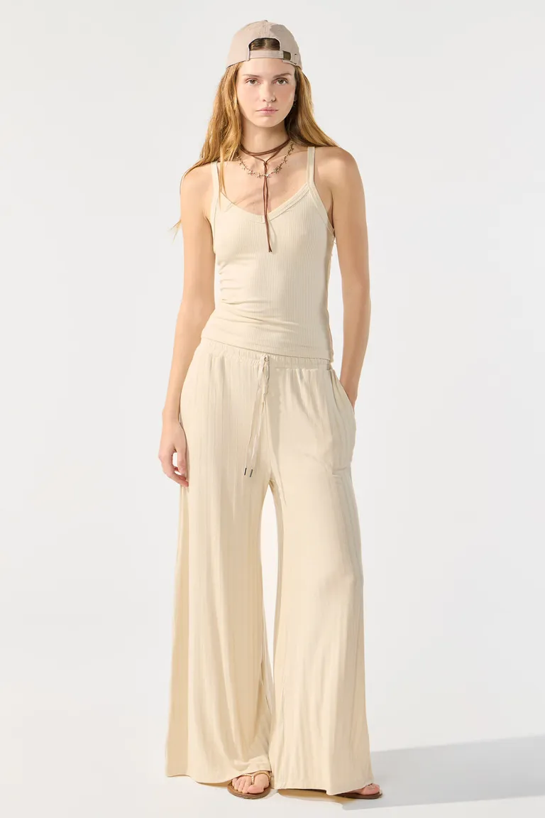 Pantalón Palazzo de Tiro Alto en Color Beige de Cuesta Blanca en Pantalones para argentina