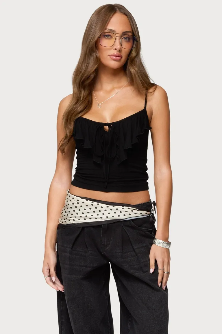 Musculosa jezebel con volados de Edikted en Tops para argentina