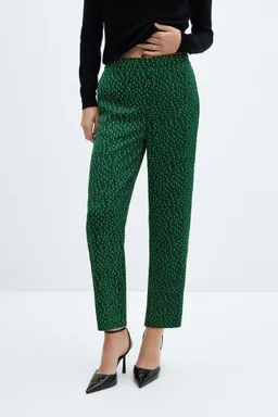 Pantalón fluido estampado de Mango en Pantalones para argentina