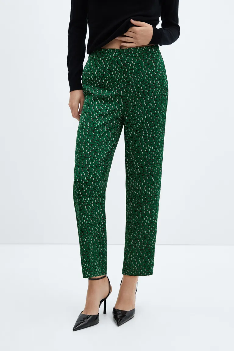 Pantalón fluido estampado de Mango en Pantalones para argentina