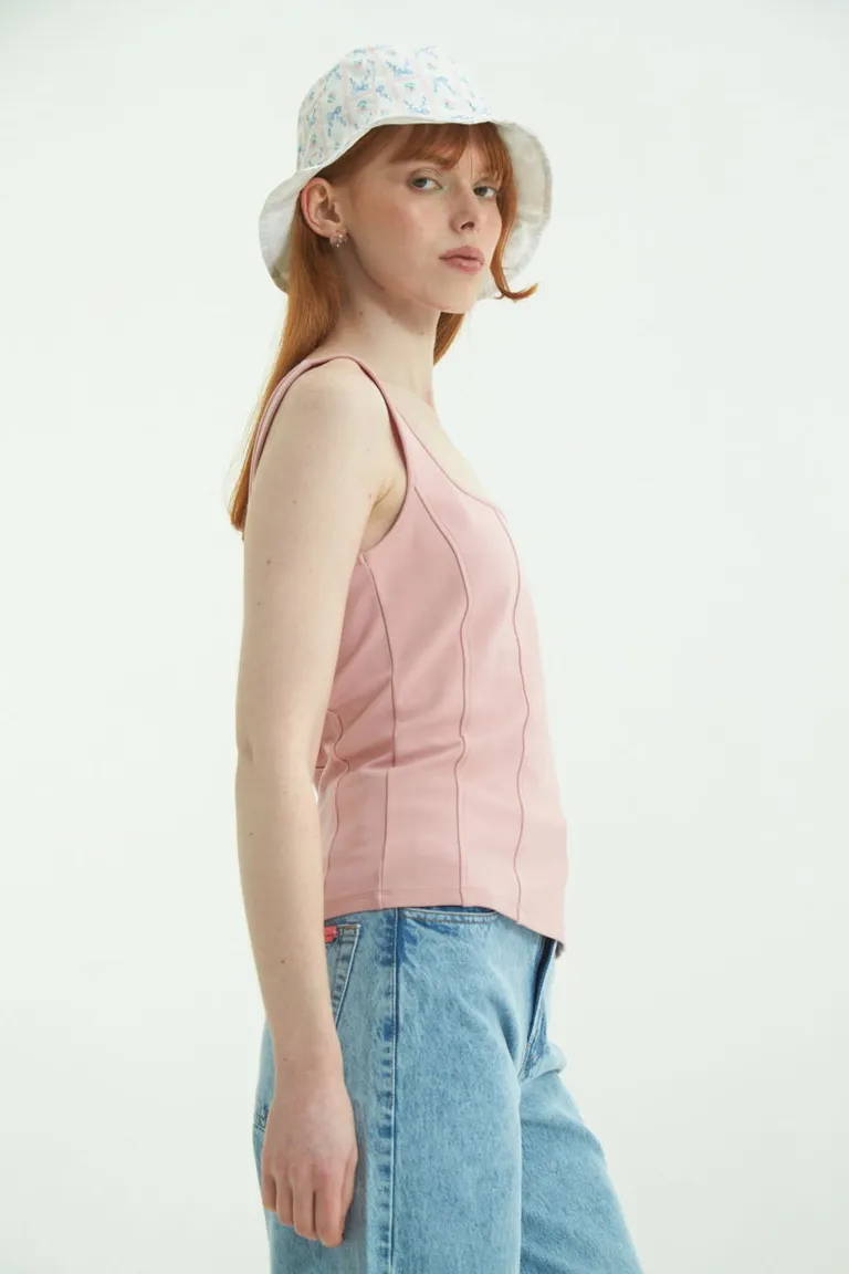 Top de ribb de fit al cuerpo en color rosa con cuello cuadrado y detalles envivados de Las Pepas en Tops para argentina