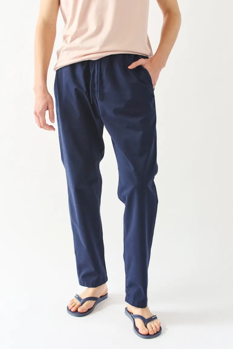 Pantalón chino elástico de corte regular para hombre de Bensimon en Pantalones para argentina